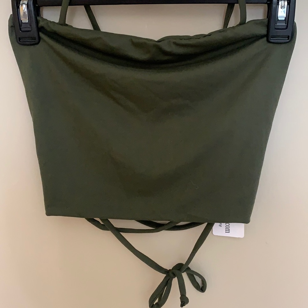Sexy olive green crop top with strappy back size M